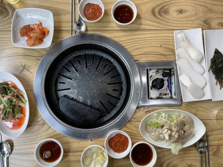 숯불고기마중 이미지