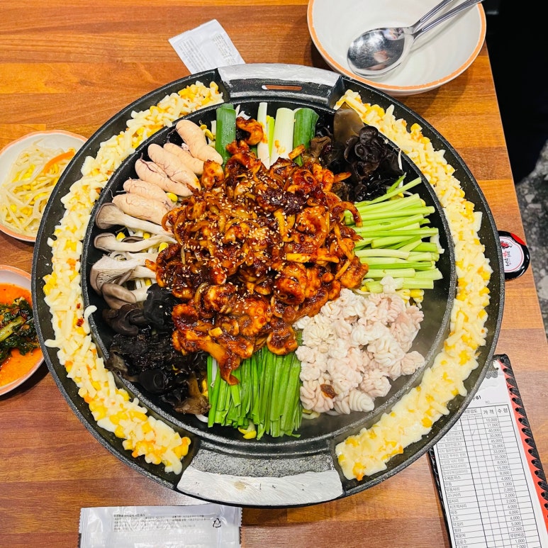 불맛나직화낙지쭈꾸미 이미지