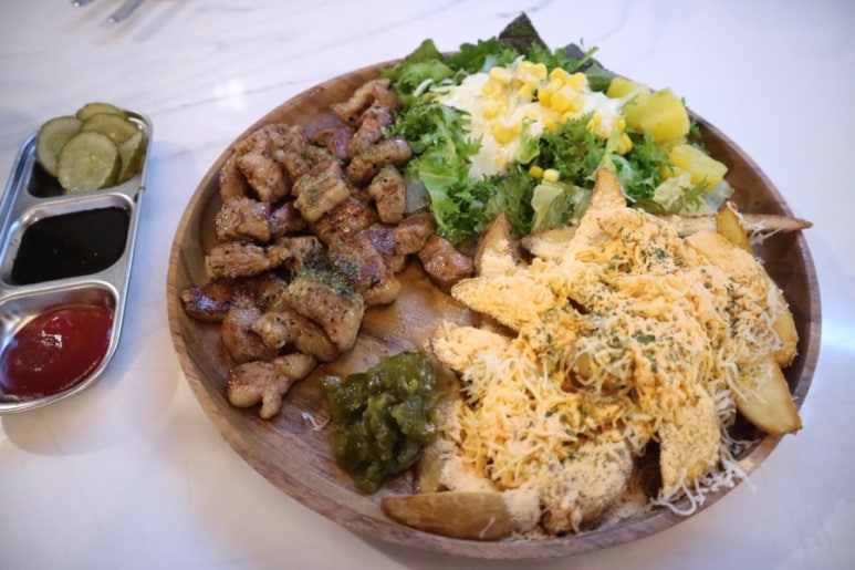 청춘양식당 이미지