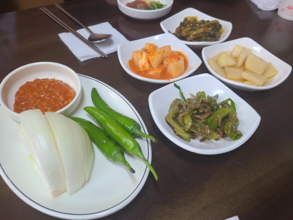 주원흑염소탕 이미지