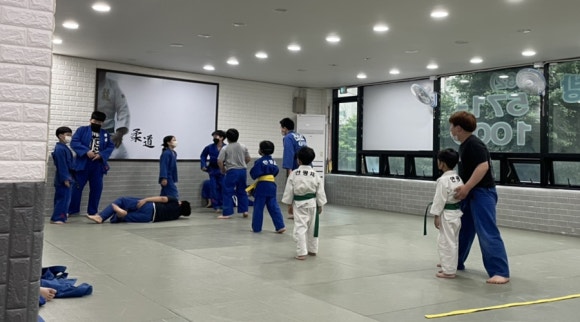 용인대국민유도관 이미지