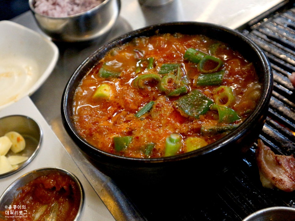 흑꽃돈 이미지