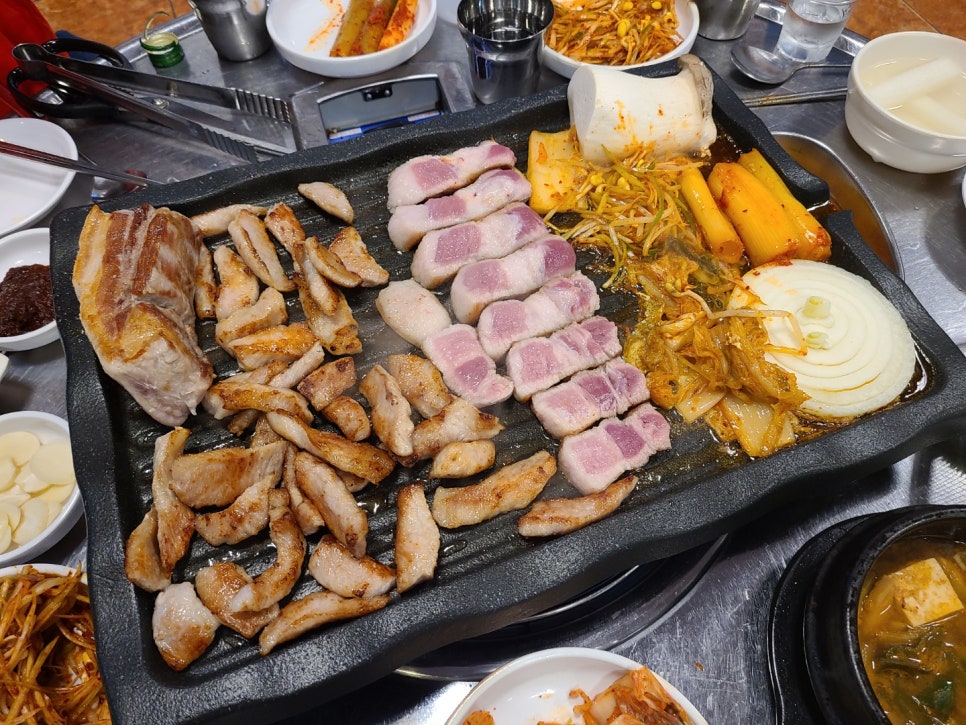 화이트존통삼겹살 이미지