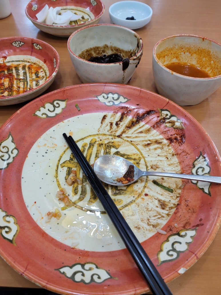 황제쟁반짜장 이미지