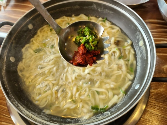 온정칼국수 이미지