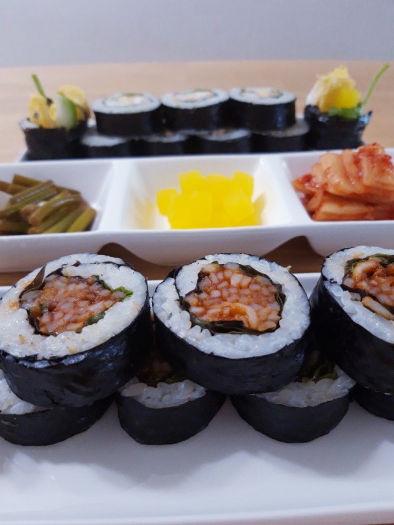 꼬소한 김밥 이미지