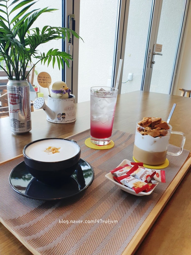 오리덕후밥카페 이미지