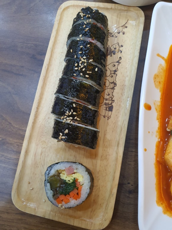우리네김밥 이미지