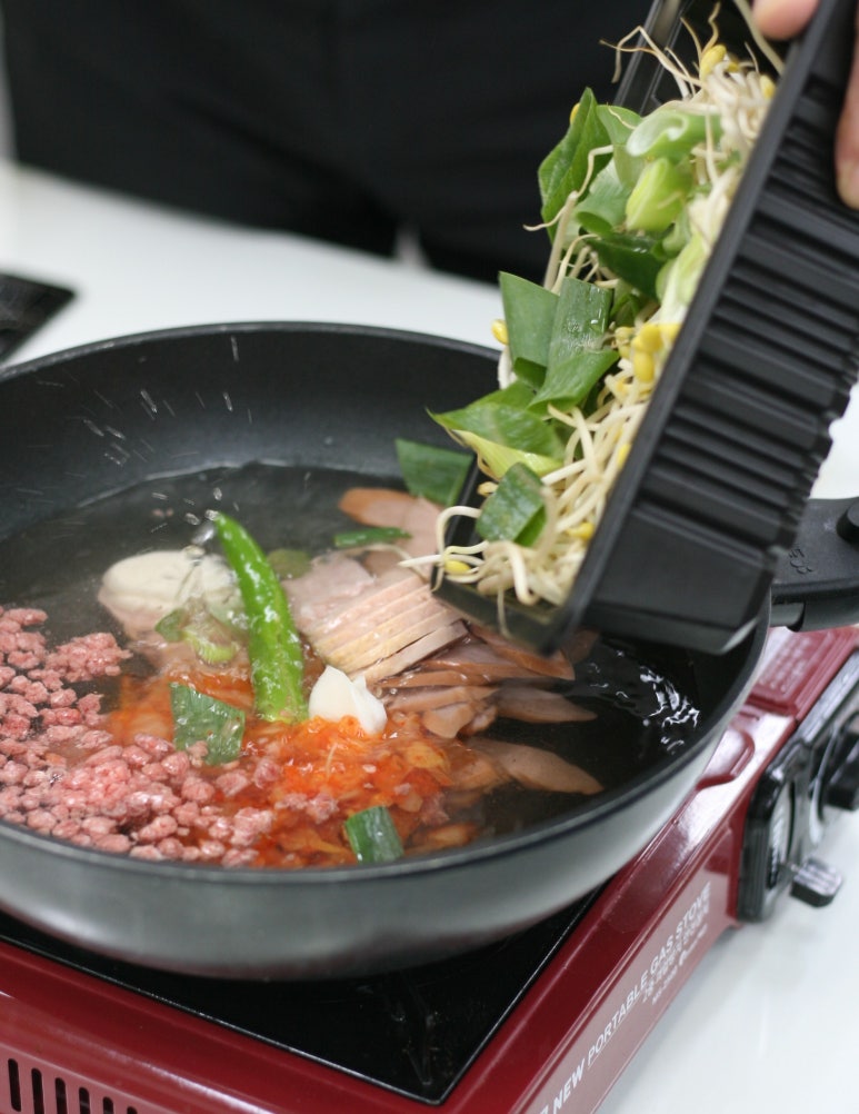 킹부대찌개 이미지