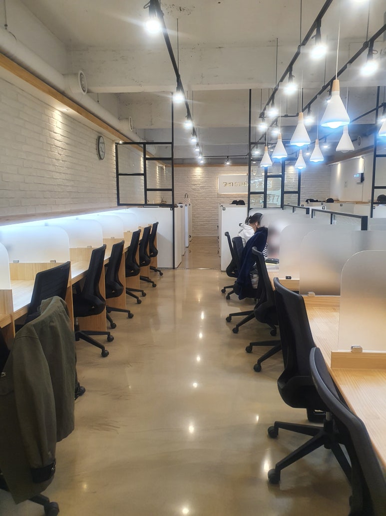 썬스터디카페 이미지