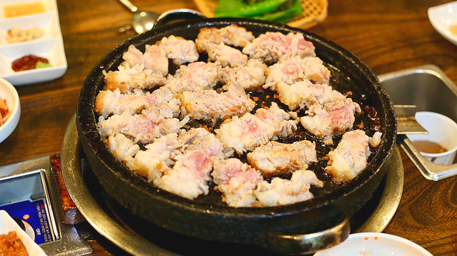 칼집삼겹 이미지
