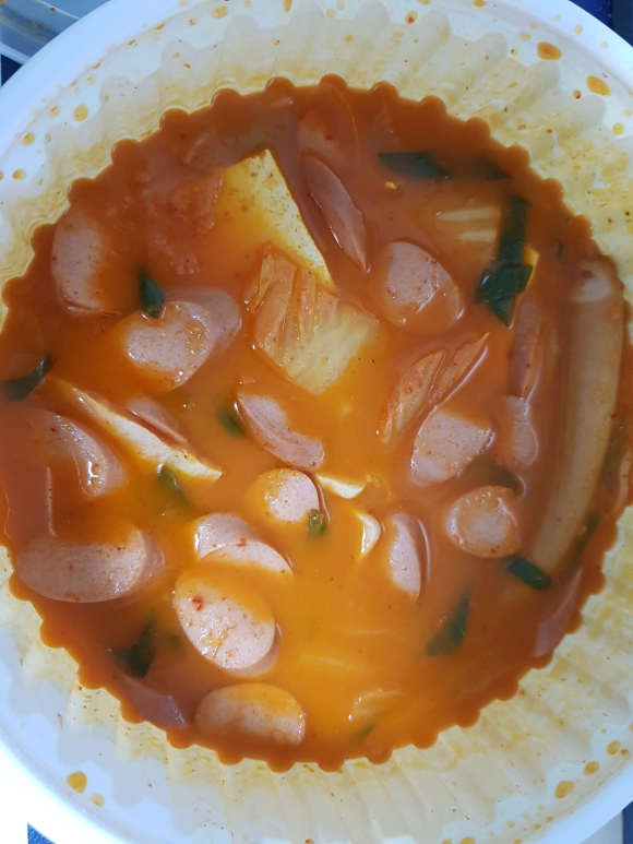 롱쓰부대찌개 이미지