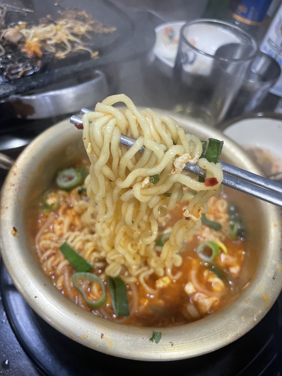 시끌시끌돼지들 이미지