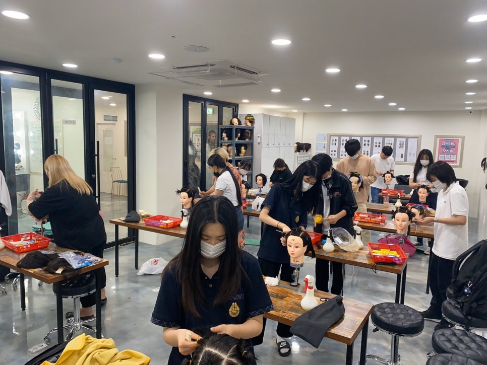 이룸뷰티미용학원 이미지