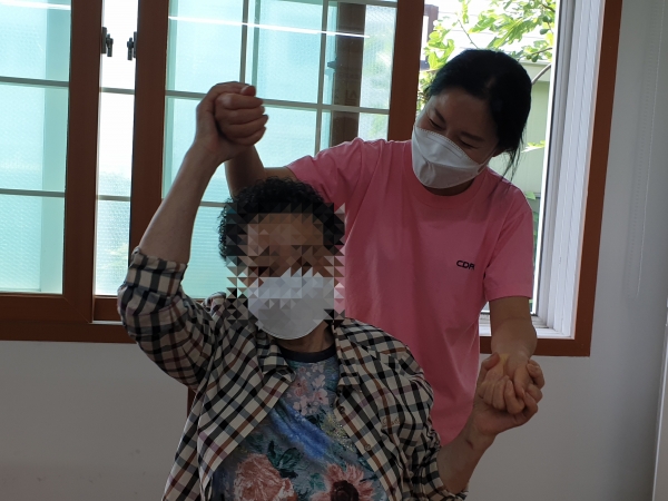 노인복지케어협회 이미지