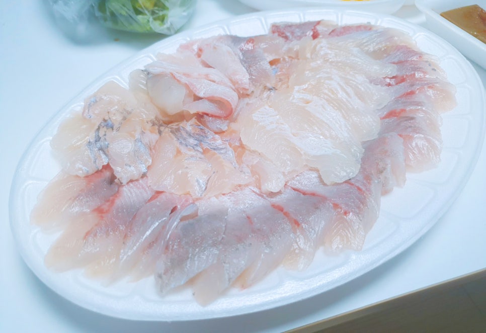 삼천포회센타 이미지