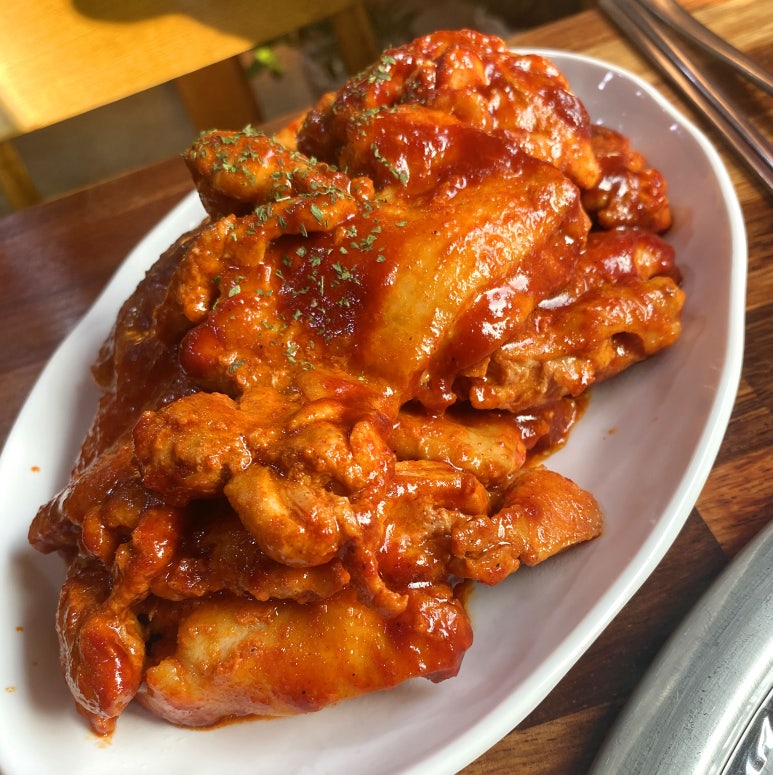 춘자네숯불닭갈비 이미지