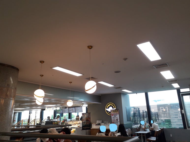 엔제리너스커피 김해공항 이미지
