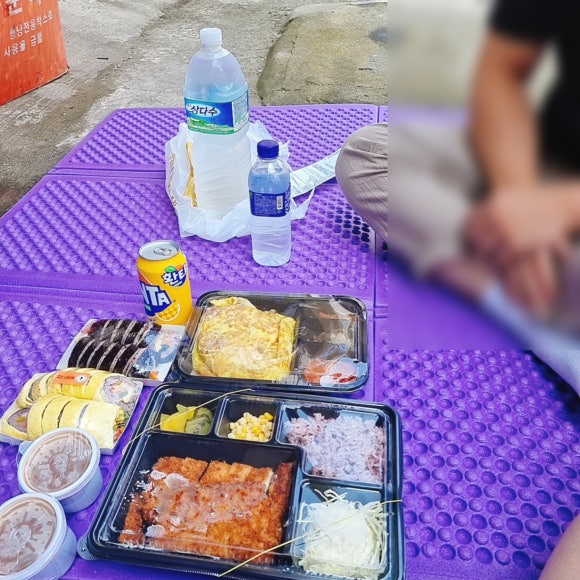 딜리버리푸딩김밥 이미지