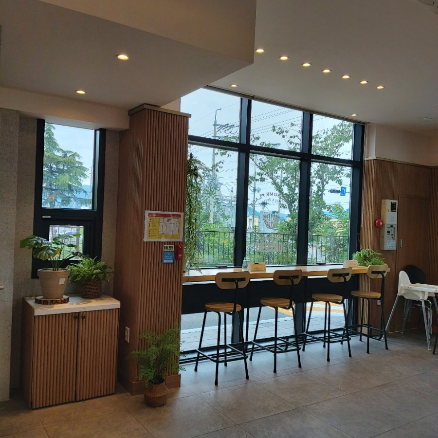 투썸플레이스왜관DT점 이미지