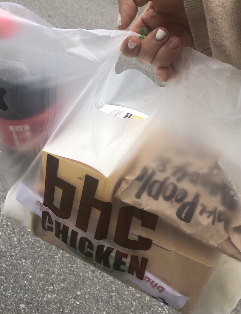 비에이치씨치킨안서점 이미지