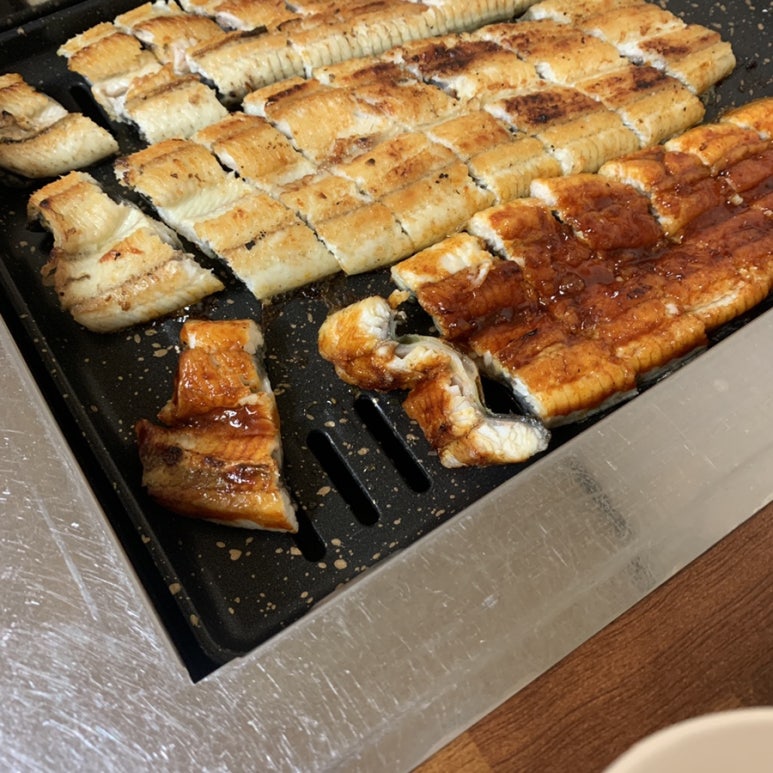 기찬민물장어 이미지