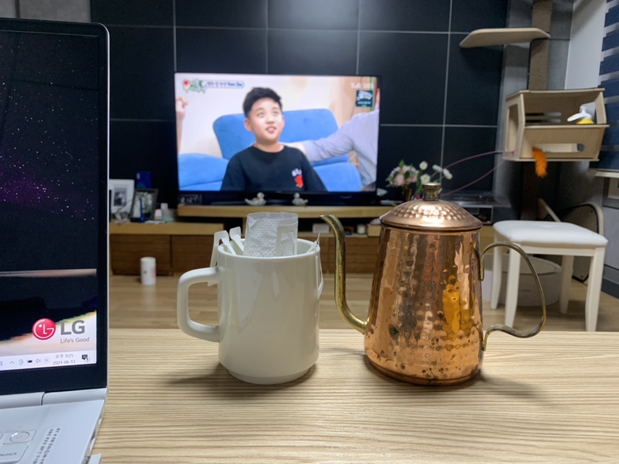 케이알로스터리 이미지