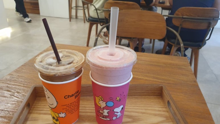 카페온어스 이미지
