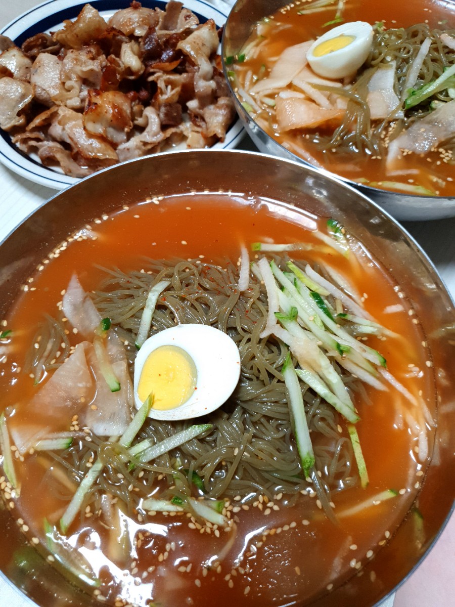 냉면쟁이고기꾼 이미지