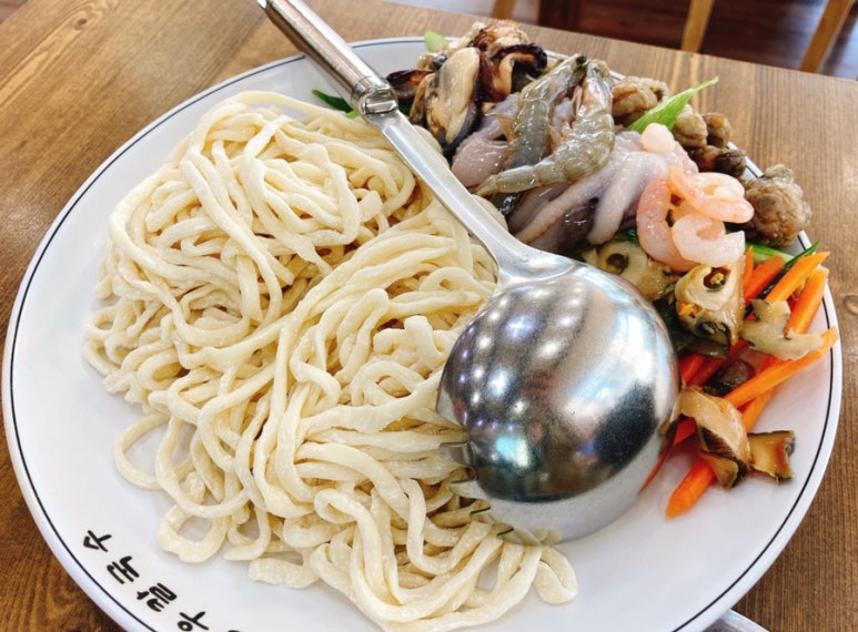 백청우 칼국수 봉담점 이미지