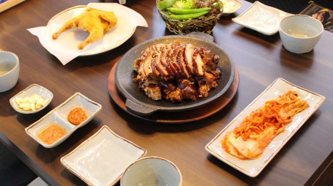 임창정 모서리족발 블랙 이미지