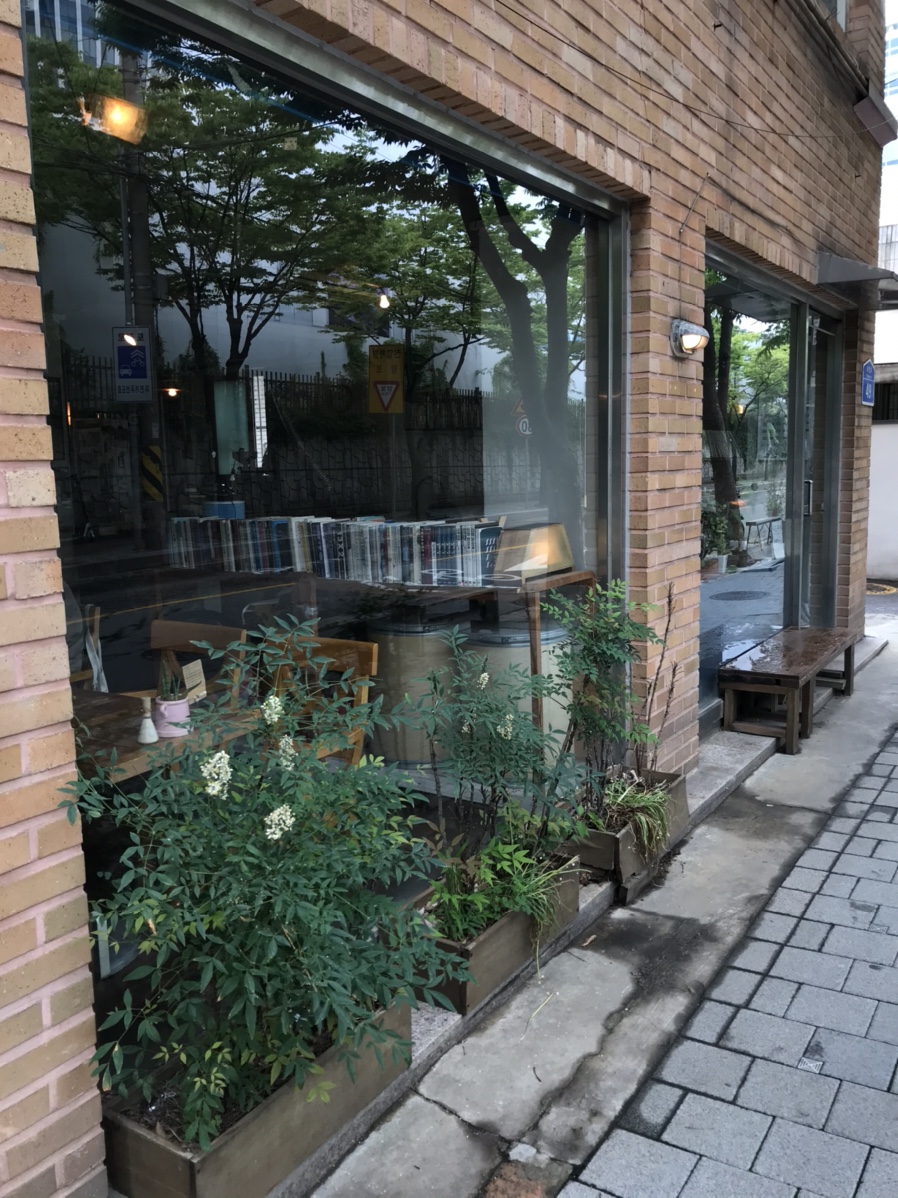커피발전소 이미지