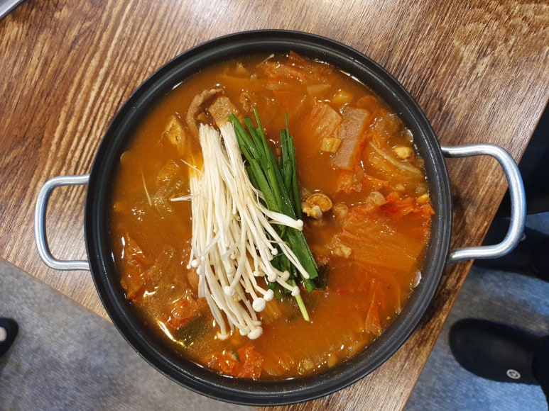 한우부추곱창 이미지