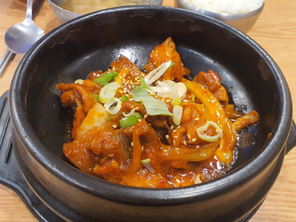 두리식당 이미지