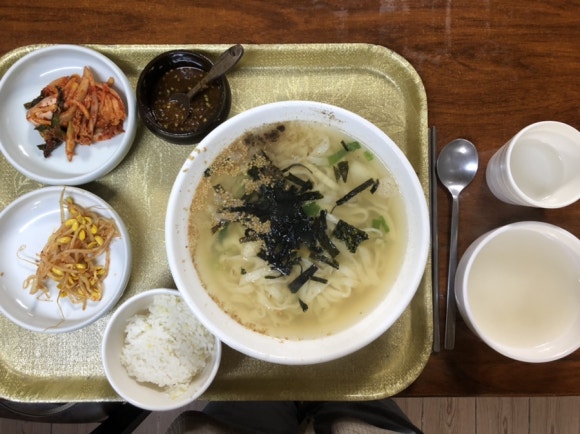 황후칼국수 이미지