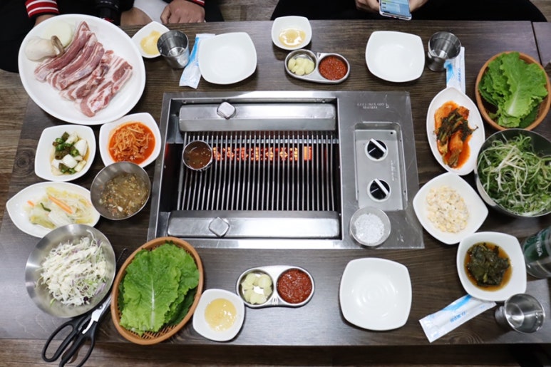 뚱돼지식당 이미지