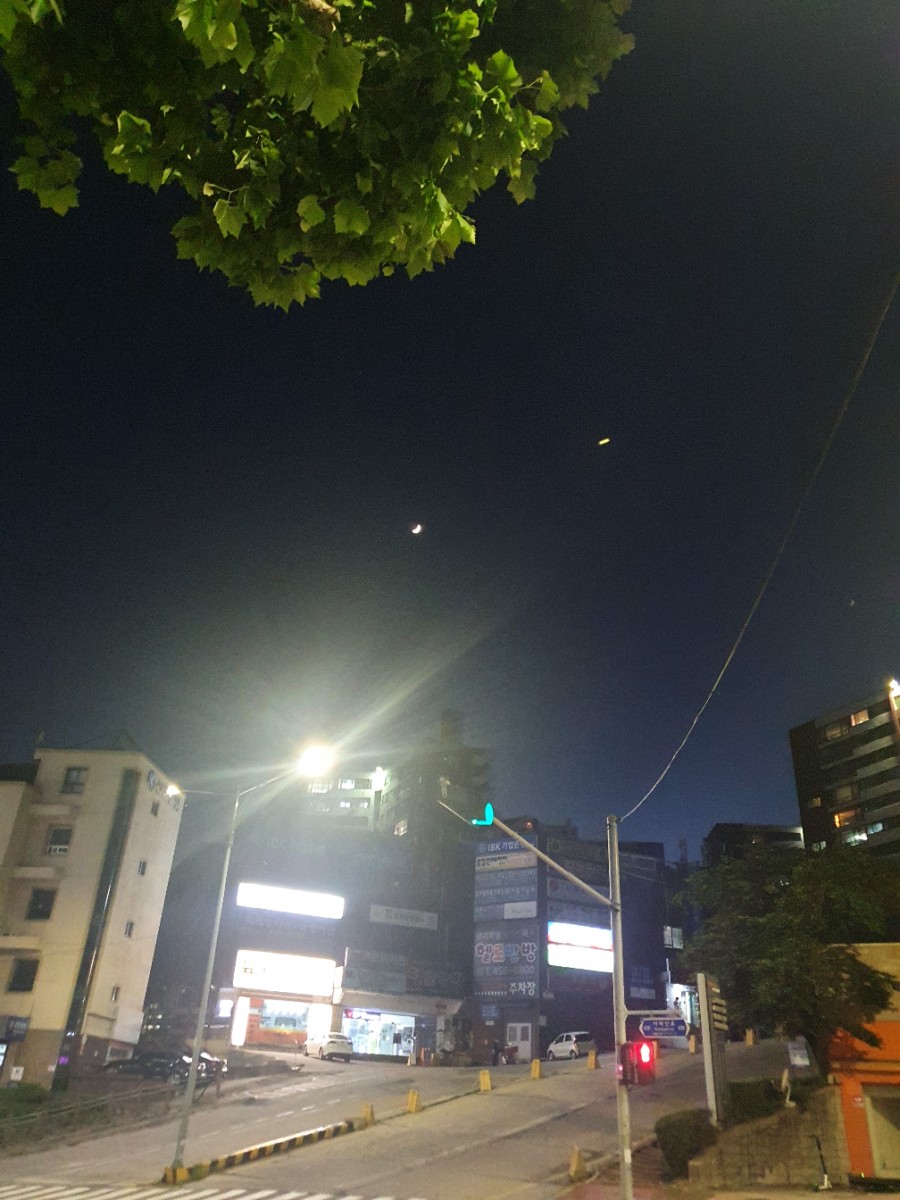 손톱,달 이미지