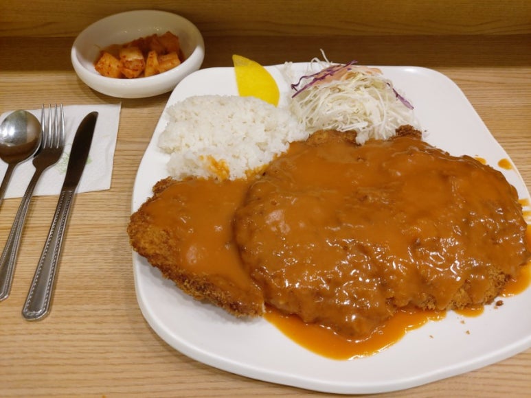 박용채의대박터진돈까스 이미지
