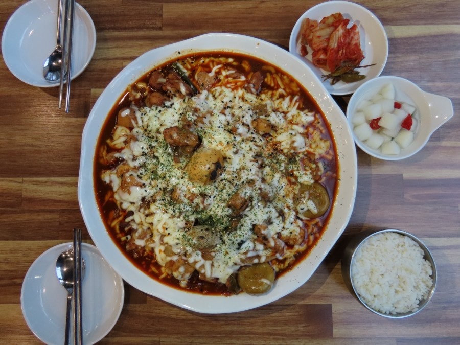 동궁찜닭 김해내외점 이미지