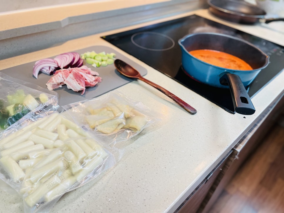응큼떡볶이 이미지
