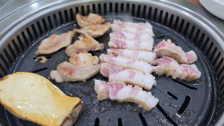 성하돼지집 이미지