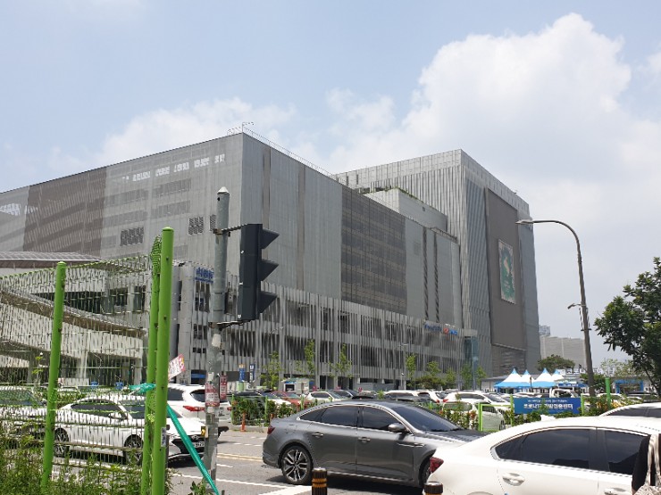 의정부동 신세계 백화점 앞 이미지