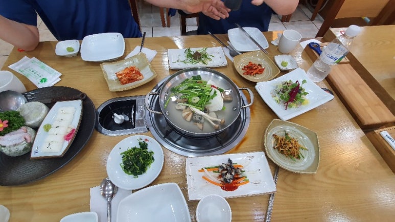 덕구네왕족발 이미지