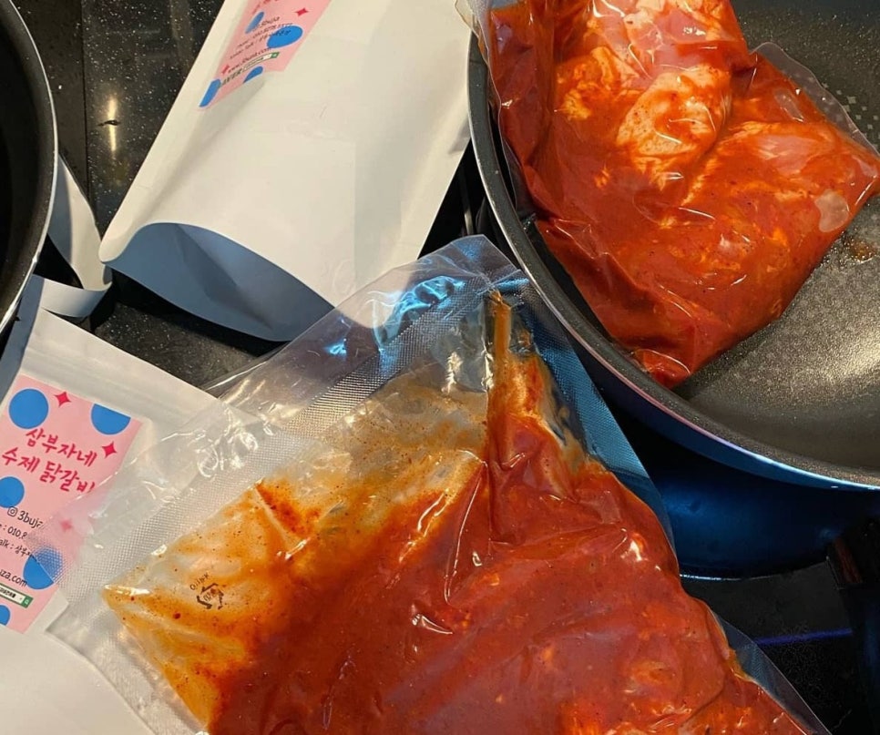 삼부자네숏다리와뚱문어 이미지