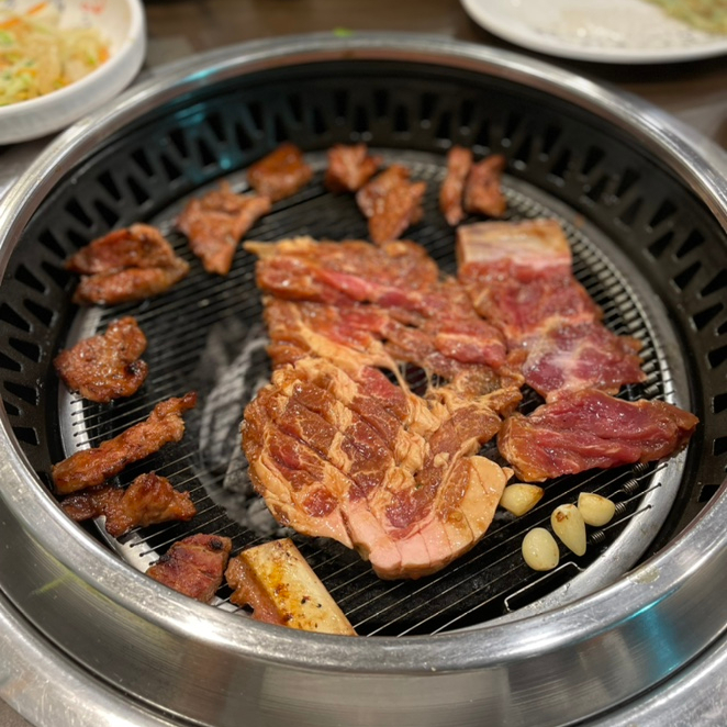 부자돼지숯불갈비 이미지