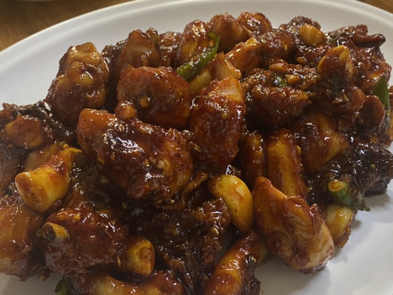 일미숯불치킨 이미지