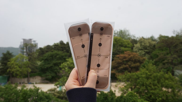 톡투허 이미지