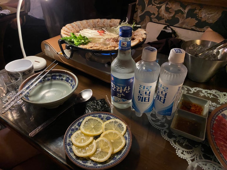 목로주점 이미지