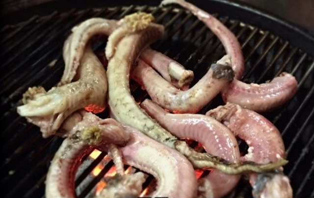산꼼장어조개구이 이미지