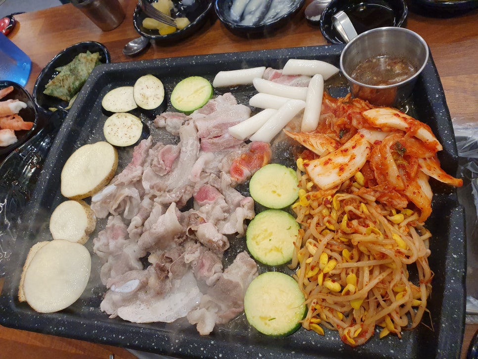 진심삼겹 이미지